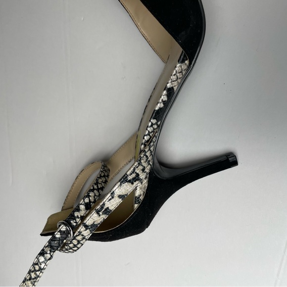 Marc Fisher Snake Print Pointy Toe Heels - Picture 2 of 4